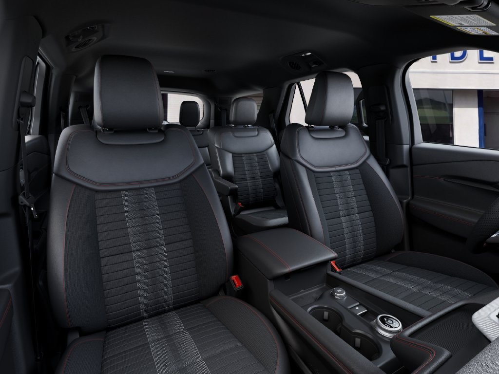 New 2027 Ford Explorer ST-Line AWD/4WD image 11