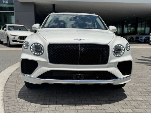 New 2026 Bentley Bentayga AWD/4WD image 8