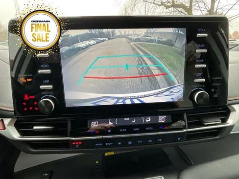 Used 2023 Toyota Sienna XSE image 15