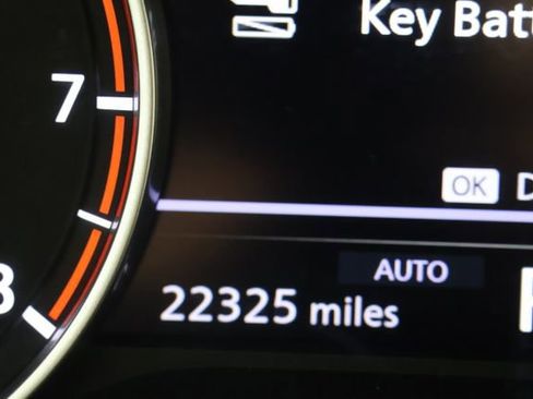 Used 2023 Nissan Rogue SV AWD/4WD image 13