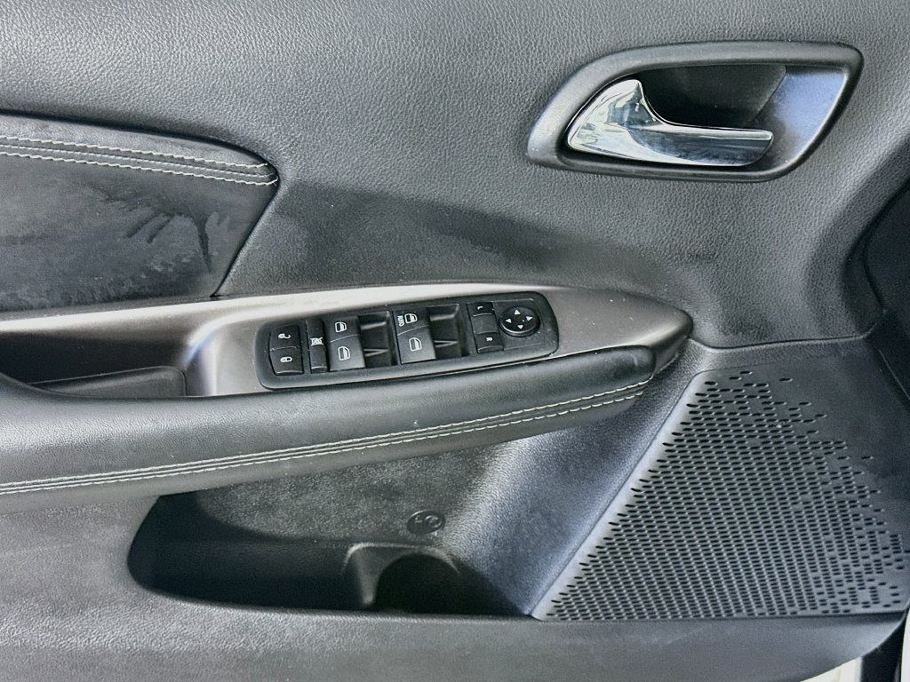 Used 2020 Dodge Journey Crossroad FWD image 25