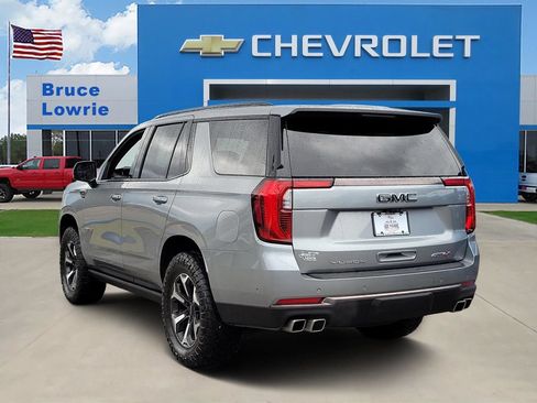 Used 2025 GMC Yukon AT4 Ultimate w/ LPO, Floor Liner Package AWD/4WD image 5