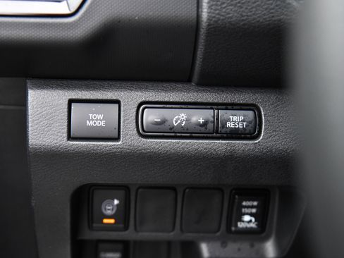 Used 2023 Nissan Frontier Pro-X w/ Pro Convenience Package image 34