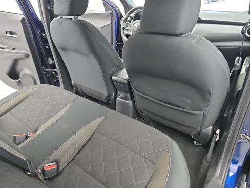 Used 2020 Nissan Kicks SV FWD image 11