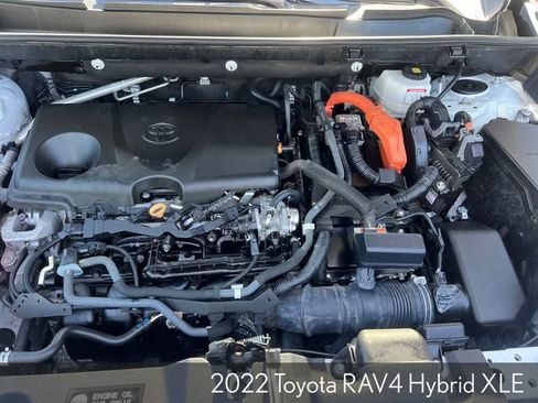 Used 2022 Toyota RAV4 XLE w/ Convenience Package AWD/4WD image 32