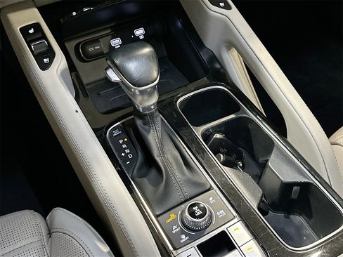 Used 2021 Kia Telluride SX w/ Nightfall Edition Package image 17