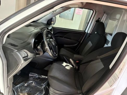 Used 2017 RAM ProMaster City Tradesman SLT w/ Rear Back-up Camera Group image 15