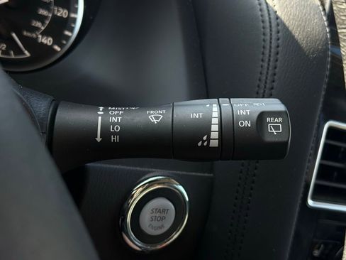 Used 2024 Nissan Armada SL image 34