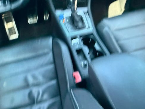 Used 2015 Volkswagen Golf R 4-Door AWD/4WD image 20