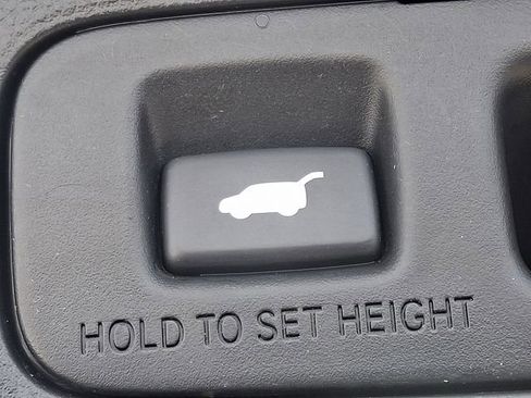 Certified 2023 Honda CR-V Sport Touring image 29