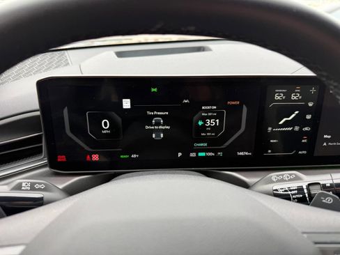 Used 2024 Kia EV9 GT-Line image 40