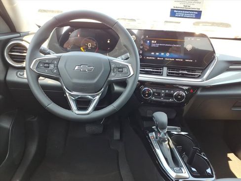 New 2026 Chevrolet Trax ACTIV w/ Driver Confidence Package FWD image 13