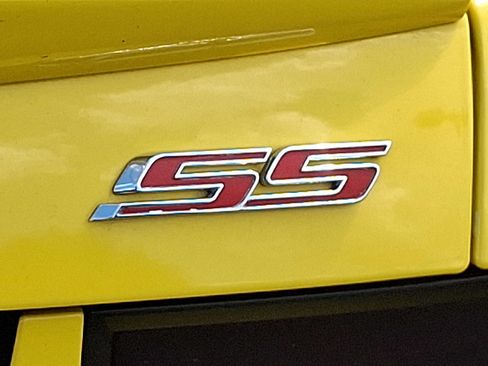 Used 2011 Chevrolet Camaro SS w/ RS Package RWD image 31