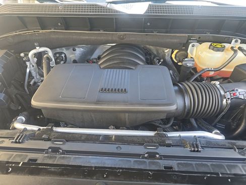 Used 2021 Chevrolet Silverado 1500 LT w/ Bed Protection Package RWD image 6