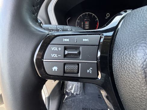 Certified 2025 Honda Pilot EX-L image 26