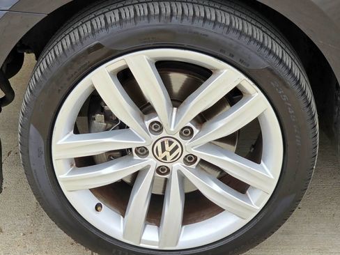 Used 2019 Volkswagen Passat 2.0T Wolfsburg w/ Wheels & Sunroof Package image 30