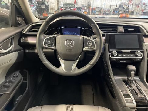 Used 2018 Honda Civic EX-T image 16