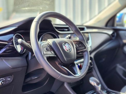 Used 2023 Buick Encore GX Preferred w/ Cold Weather Comfort Package AWD/4WD image 17