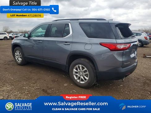 Used 2020 Chevrolet Traverse LT image 3