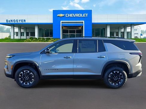 New 2026 Chevrolet Traverse Z71 w/ Enhanced Driving Package image 11