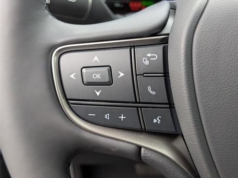 New 2026 Lexus UX 300h FWD image 19