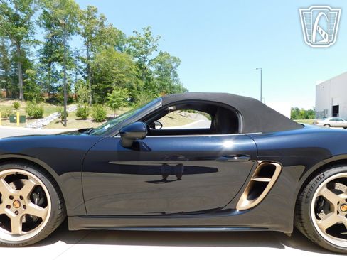 Used 2021 Porsche 718 Boxster image 14
