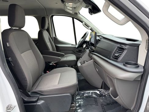 Used 2023 Ford Transit 350 XLT image 18