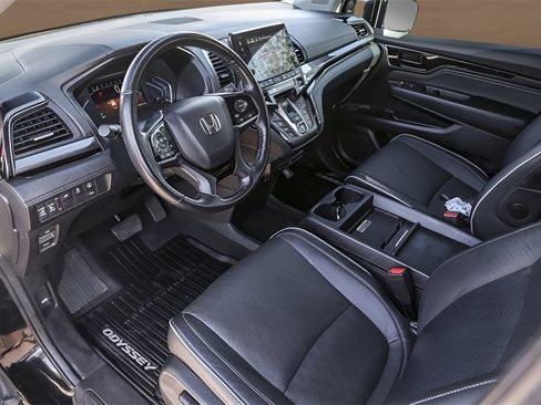 Used 2021 Honda Odyssey Elite image 12