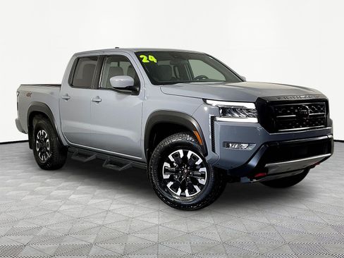 Used 2024 Nissan Frontier PRO-4X w/ Off-Road Protection Package AWD/4WD image 3