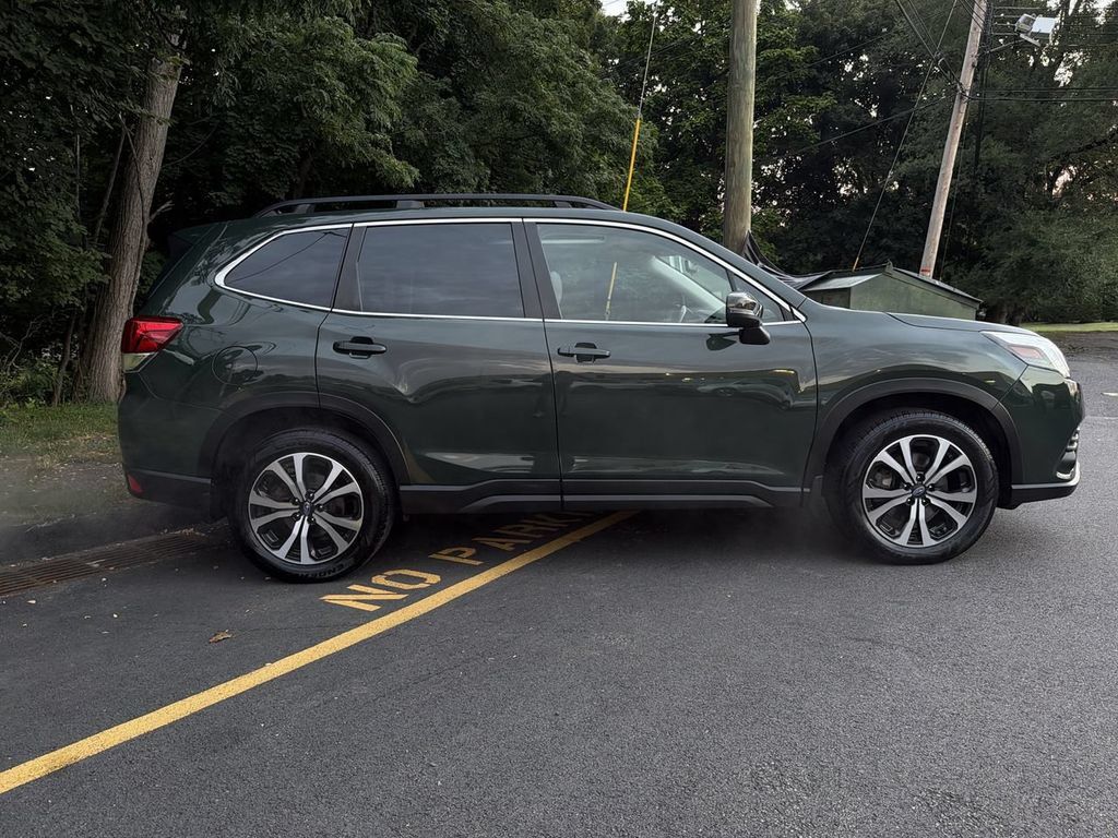 Certified 2023 Subaru Forester Limited AWD/4WD image 9