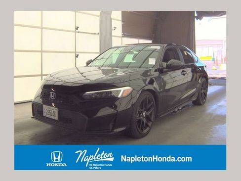 Used 2025 Honda Civic Sport image 1