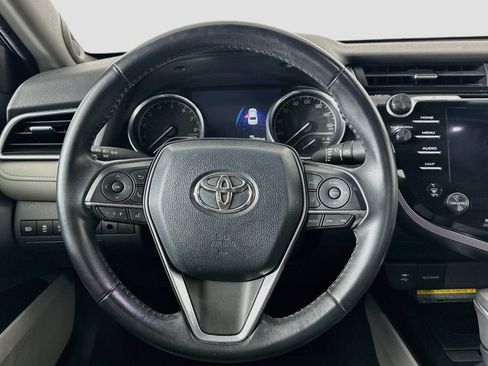 Used 2018 Toyota Camry XLE w/ Driver Assist Package FWD image 18
