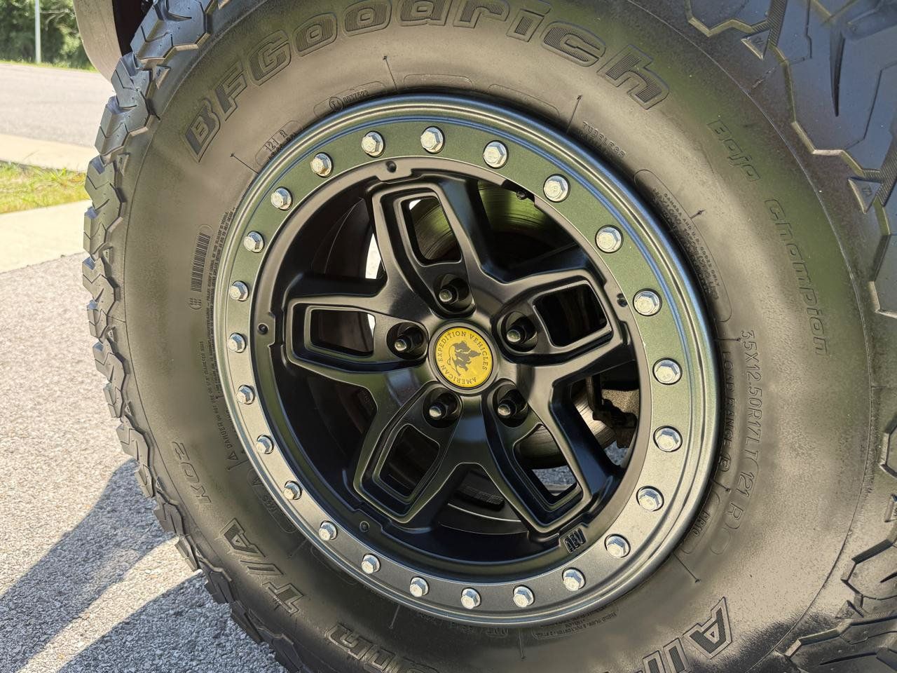 Used 2021 Jeep Wrangler Unlimited Rubicon AWD/4WD image 30