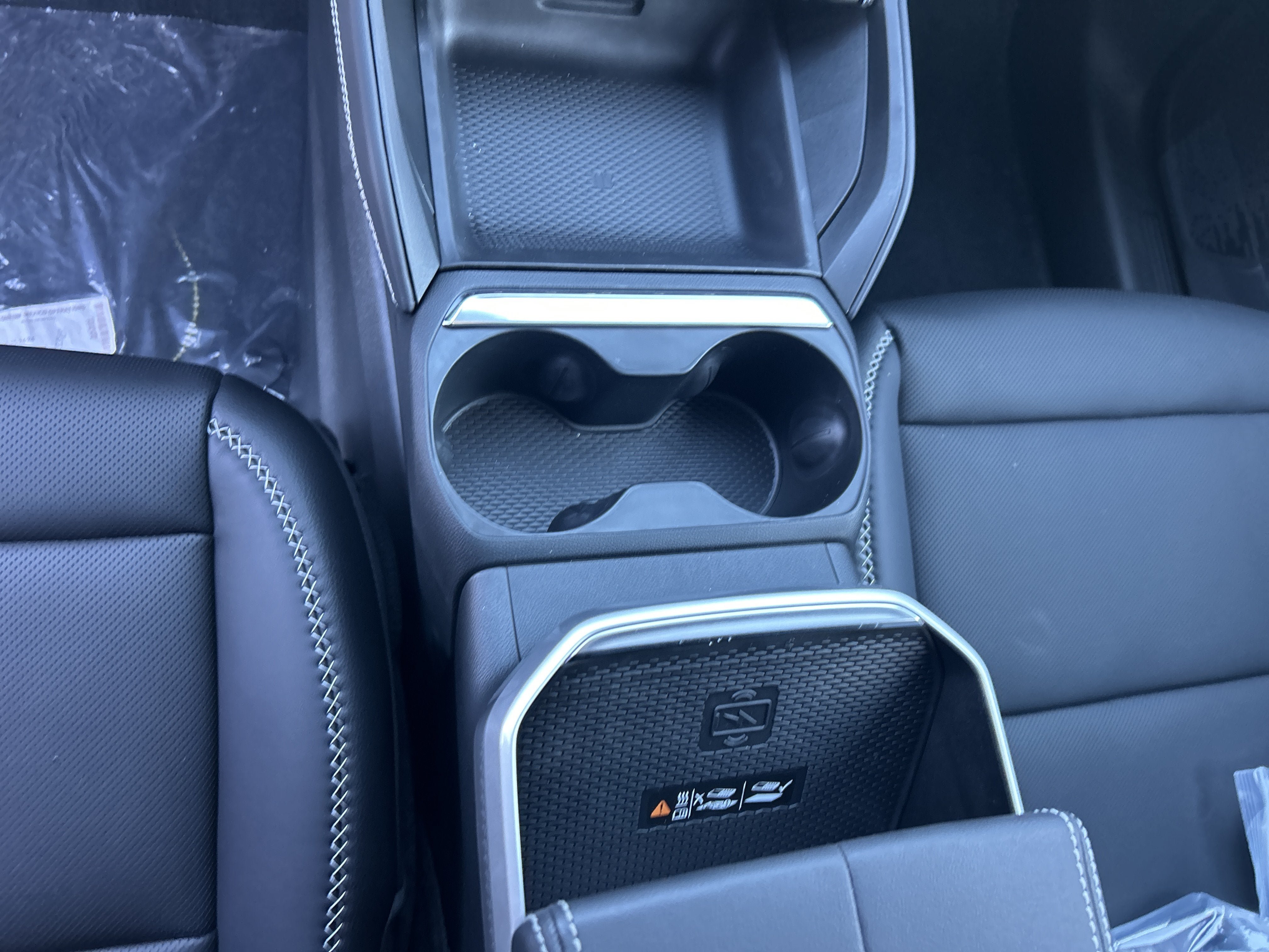New 2027 GMC Terrain Denali w/ LPO, Floor Liner Package AWD/4WD image 25