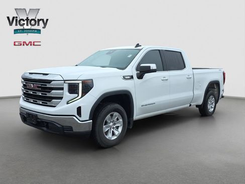 Used 2022 GMC Sierra 1500 SLE image 3