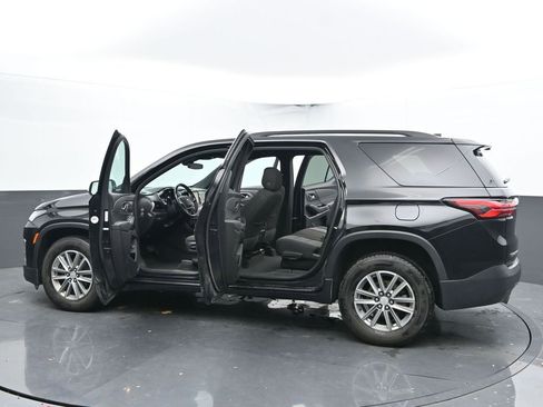 Used 2023 Chevrolet Traverse LT image 52