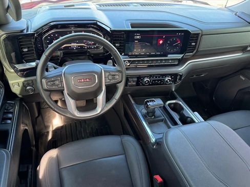 Used 2024 GMC Sierra 1500 SLT w/ SLT Premium Plus Package image 11