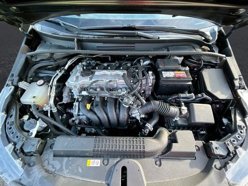Used 2022 Toyota Corolla LE FWD image 30