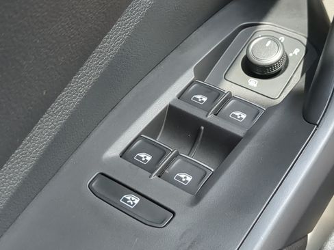 Used 2025 Volkswagen Jetta S FWD image 19