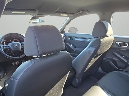 Used 2023 Honda Civic Sport image 14