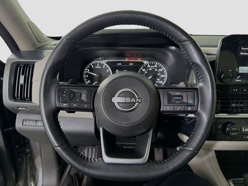 Used 2022 Nissan Pathfinder SL w/ SL Premium Package FWD image 14