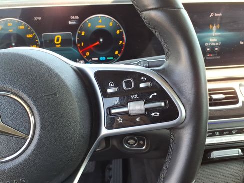 Used 2020 Mercedes-Benz GLS 450 4MATIC image 19