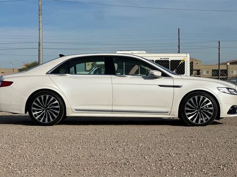 Used 2018 Lincoln Continental Black Label w/ Rear-seat Package image 3