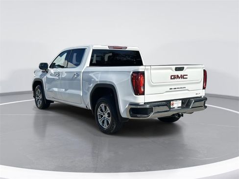 Used 2024 GMC Sierra 1500 SLT image 5