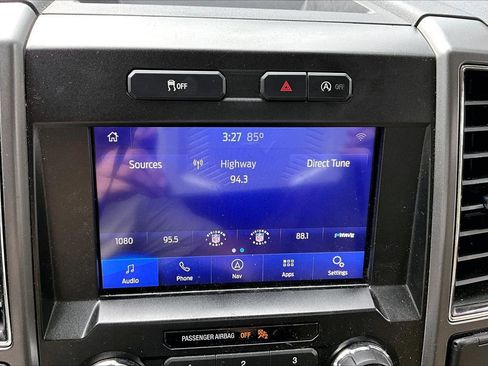 Used 2020 Ford F150 XLT w/ Equipment Group 302A Luxury AWD/4WD image 24