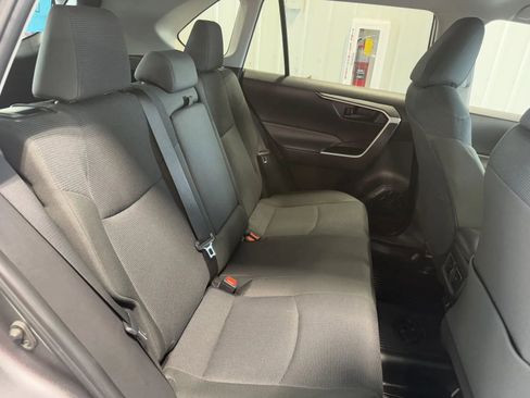 Used 2025 Toyota RAV4 LE AWD/4WD image 20