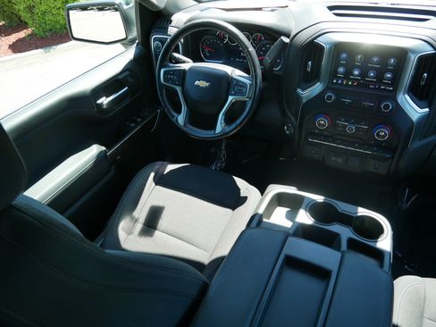 Used 2019 Chevrolet Silverado 1500 LT w/ All-Star Edition AWD/4WD image 9