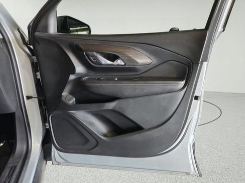Used 2021 GMC Terrain SLT FWD image 24