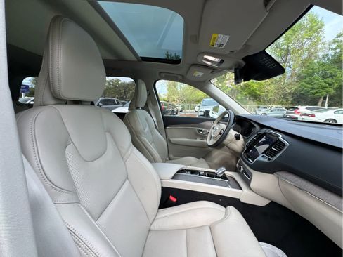 Used 2023 Volvo XC90 B6 Ultimate image 23