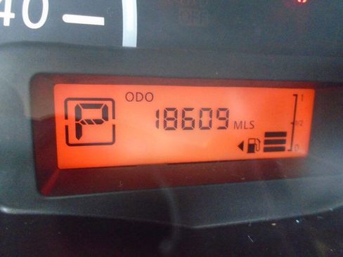 Used 2016 Nissan Versa S Plus FWD image 9